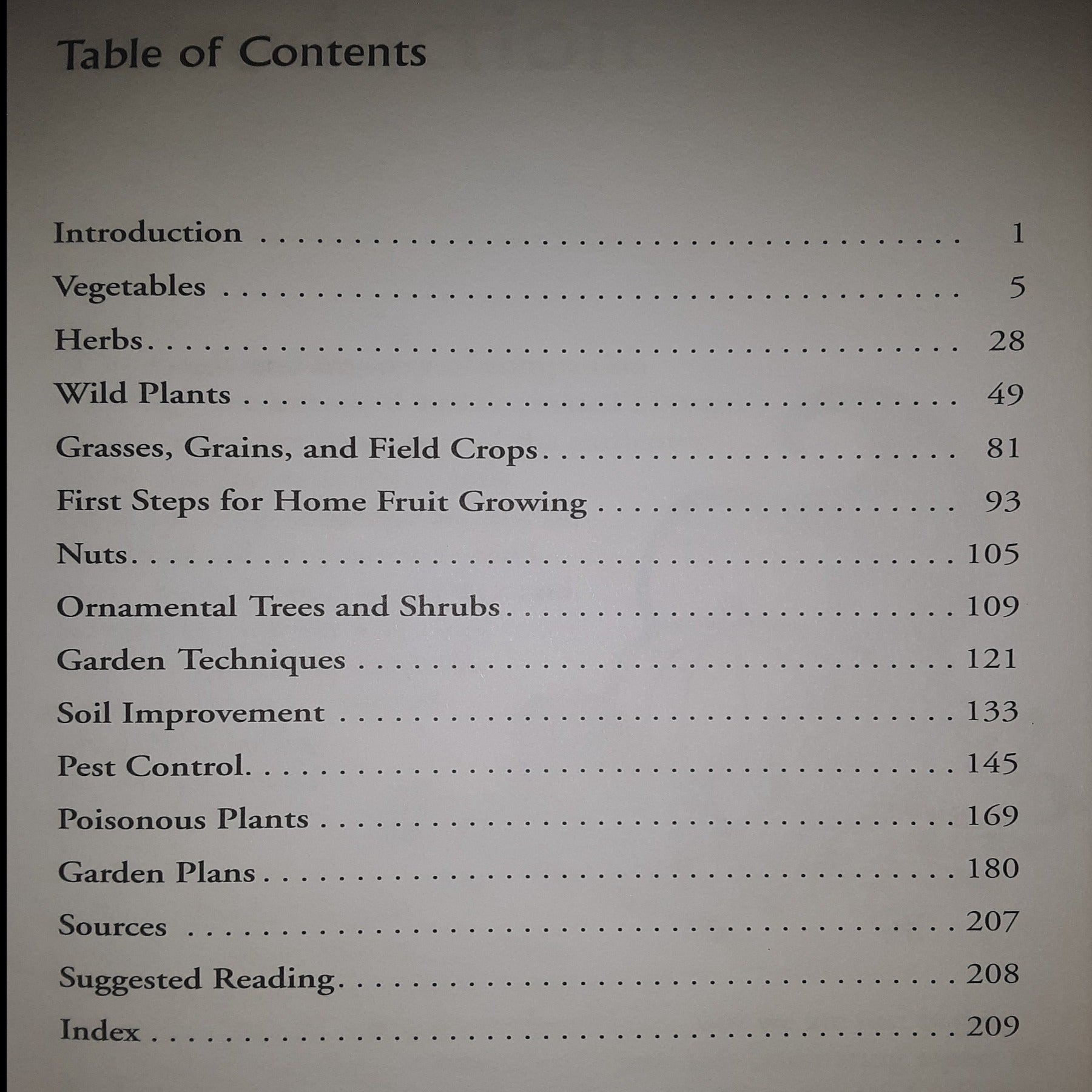 Book: Carrots Love Tomatoes